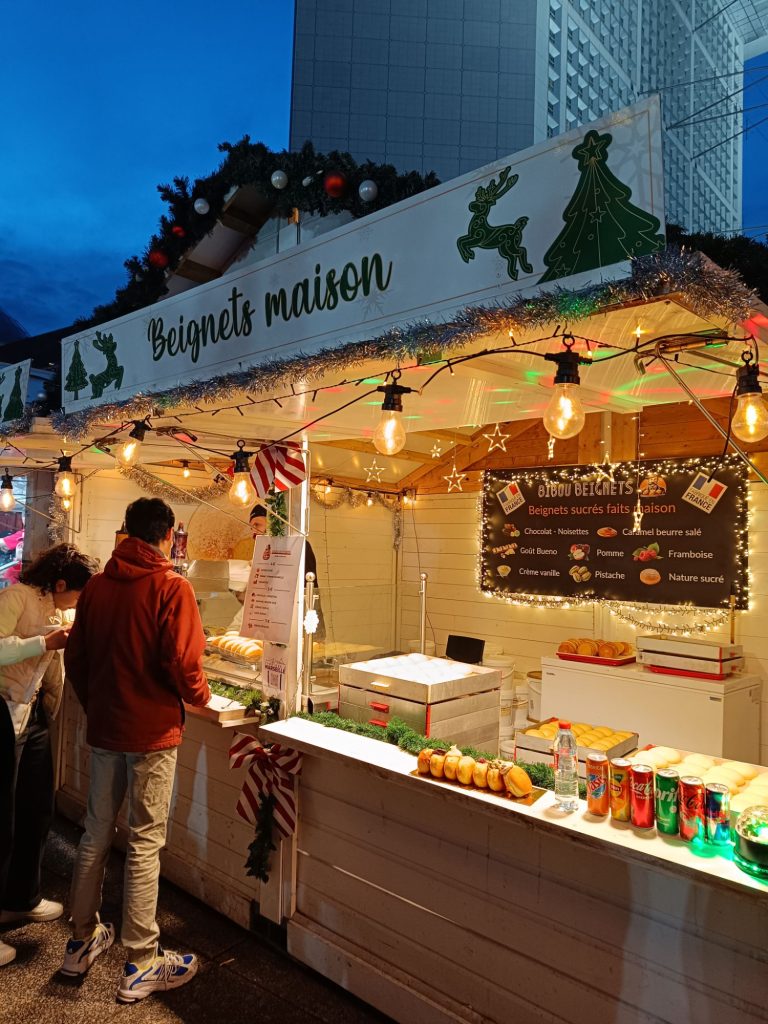 Christmas in Paris 2025: La Defence