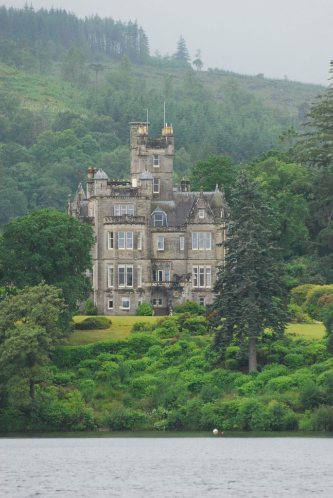 Day Tour to Loch Lomond and Stirling